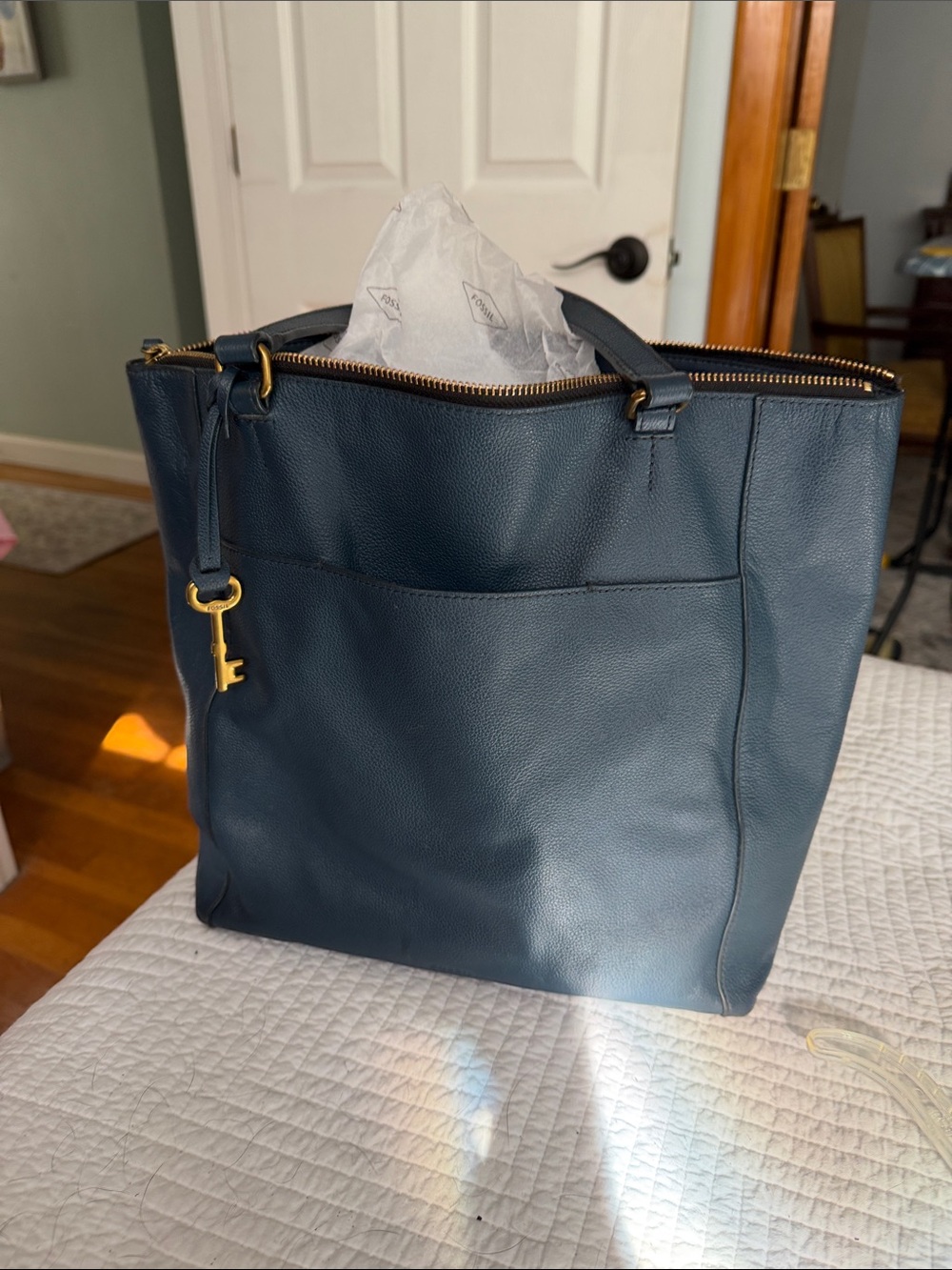 Fossil Deep Navy Leather Tote with Gold Key Charm
